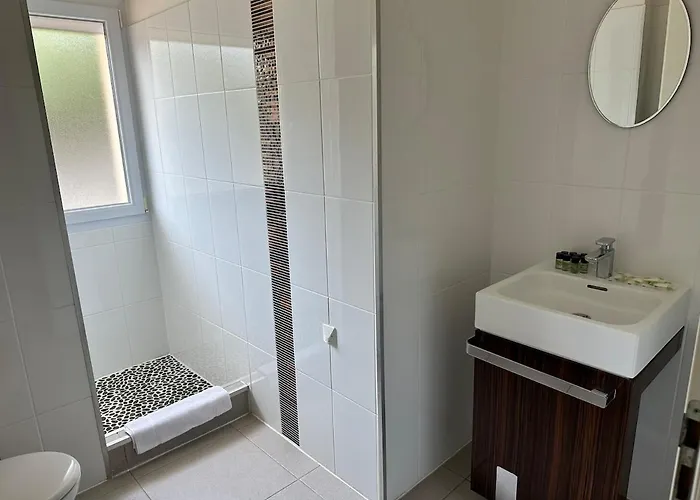 T3 - Bord De - Piscine - Vue Magnifique *