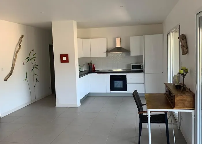 公寓 T3 - Bord De - Piscine - Vue Magnifique 普罗普里亚诺