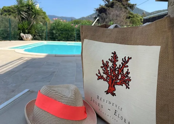 T3 - Bord De - Piscine - Vue Magnifique 公寓