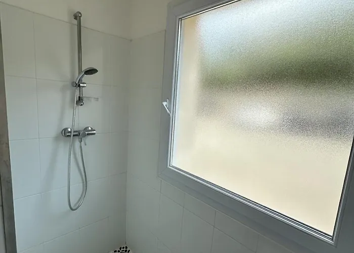 T3 - Bord De - Piscine - Vue Magnifique 普罗普里亚诺